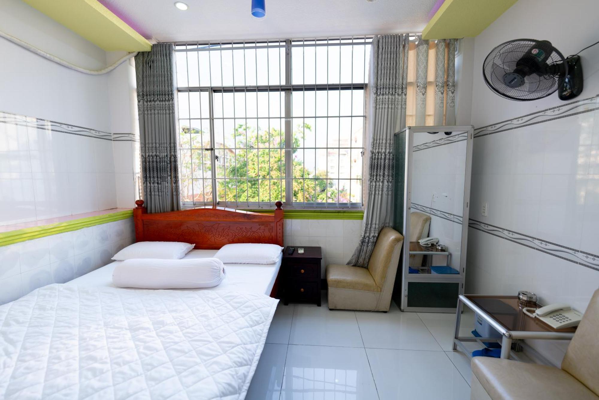 Vĩnh Long Thien Thanh Hotel מראה חיצוני תמונה